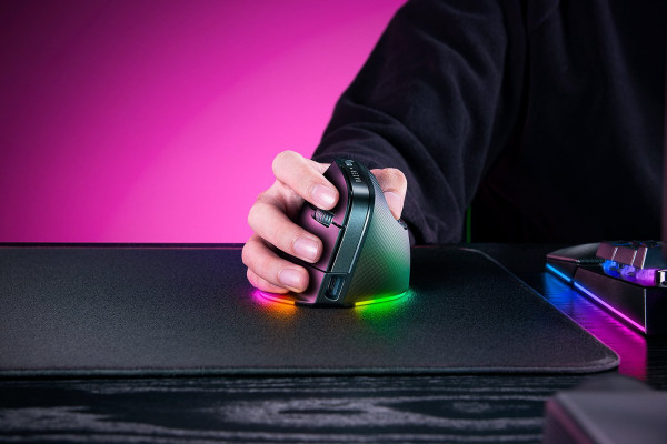 МИШКА RAZER PRO CLICK V2 VERTICAL EDITION BLACK (RZ01-05250100-R3G1) 2