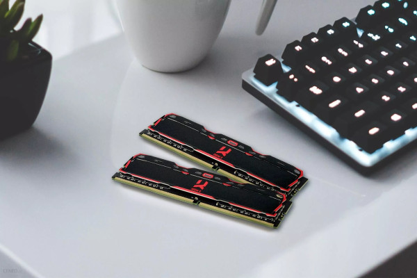 ОПЕРАТИВНА ПАМ'ЯТЬ GOODRAM IRIDIUM X IR-X3200D464L16A/16G 16 GB DDR4 3200 MHZ 5