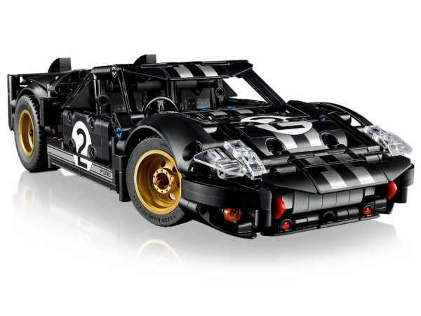 Конструктор LEGO Technic Автомобіль для перегонів Ford GT40 MKII