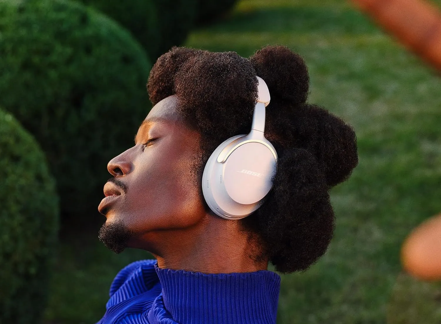 Накладные наушники Bose QuietComfort Ultra Headphones Luna Blue