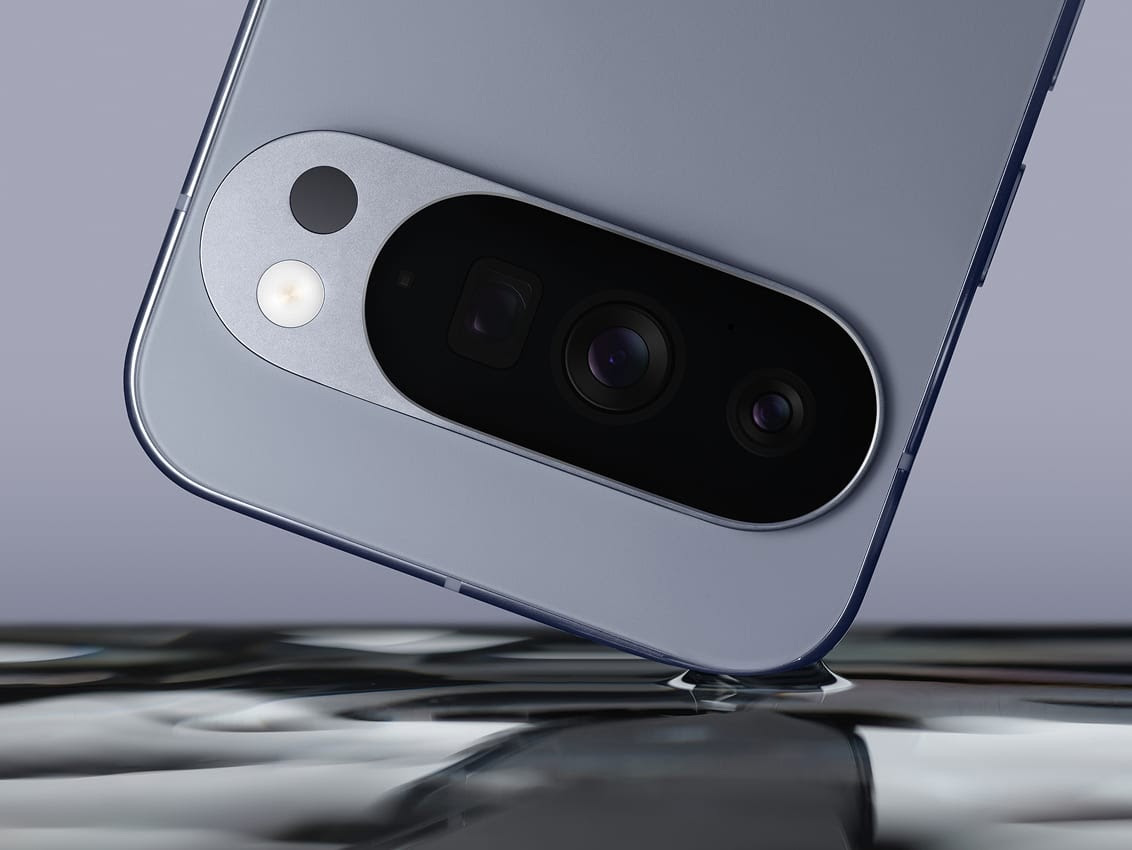 Смартфон Google Pixel 10 Pro 16/256GB Moonstone (Global) купити