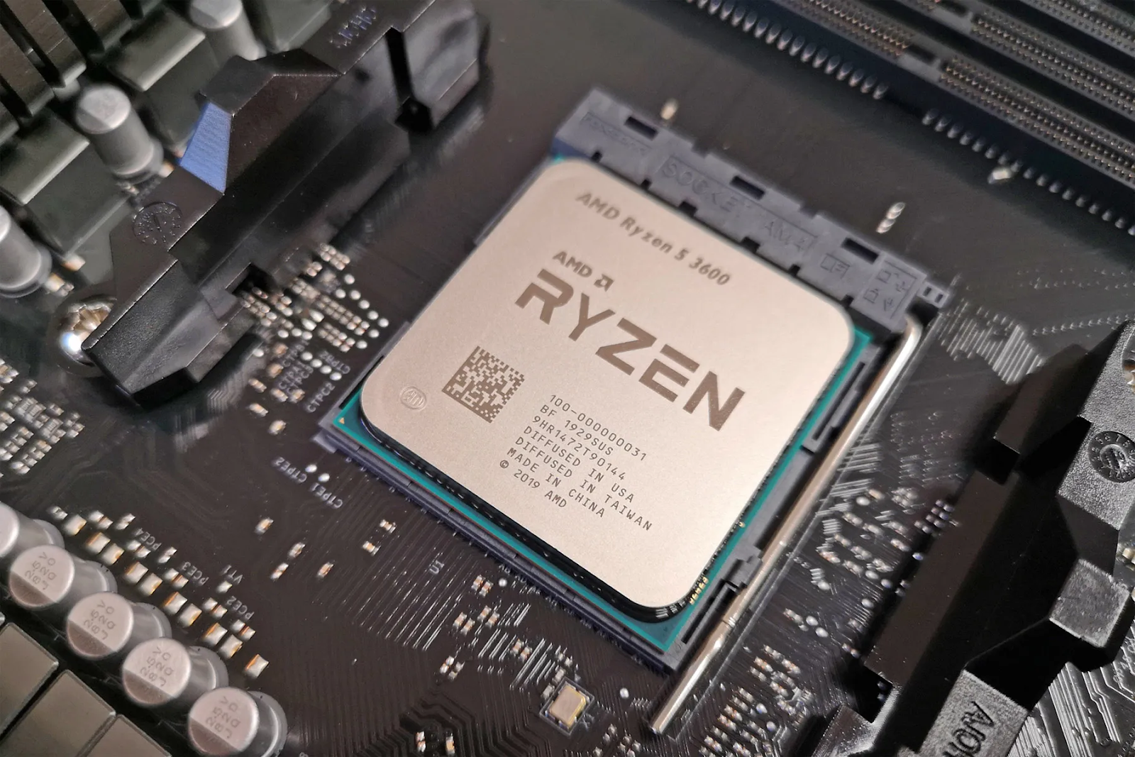 Процессор AMD Ryzen 5 3600 100-000000031 купить, цена, отзывы в