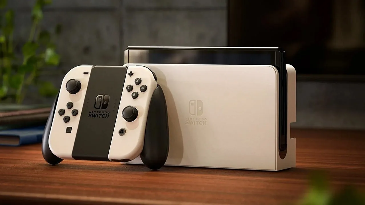 Ігрова приставка Nintendo Switch OLED White купити, ціна та