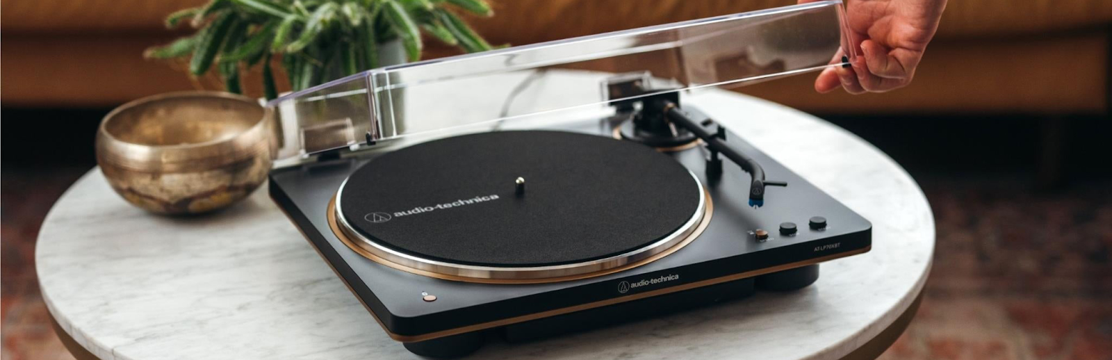 Програвач вінілу Audio-Technica AT-LP70XBT Black Silver (AT