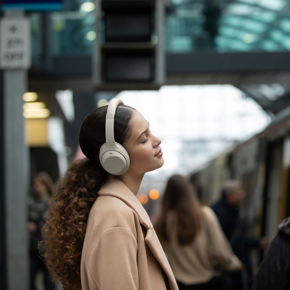 Накладні навушники Sony WH-1000XM4 Black (WH1000XM4B) купити, ціна