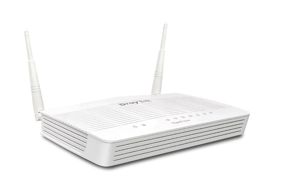 Маршрутизатор DrayTek VIGOR 2135AC 1 WAN GBE, 4 LAN GBE, 2 USB 2.0, 2 VPN, MULTI-LAN (4+IP ROUTED SU (VIGOR2135AC)