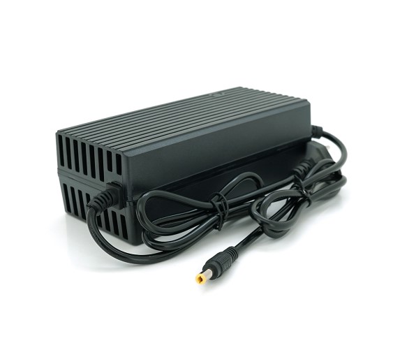 Зарядний пристрій для акумулятора Jinyi JN-3620 Black 36V (42V) 2A Jinyi - купити в Україні