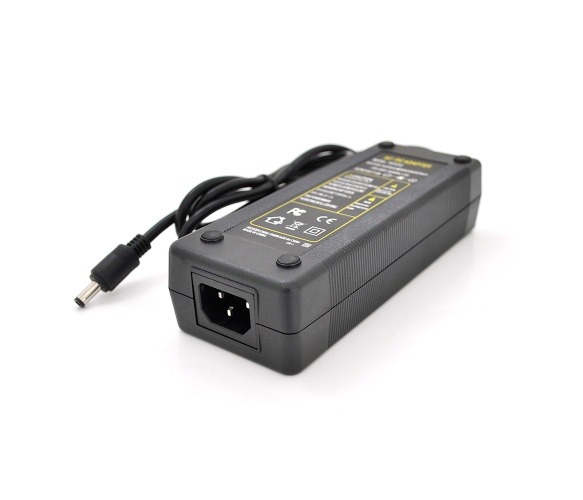 Блок живлення Voltronic YU-2410 Black 24В 10А штекер 5,5 / 2,5 + шнур 1.10м